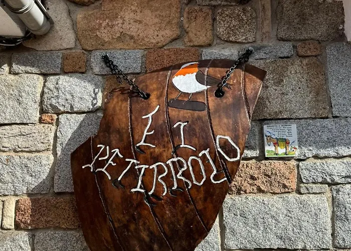 Alojamiento Rural El Petirrojo Con Patio Jardin