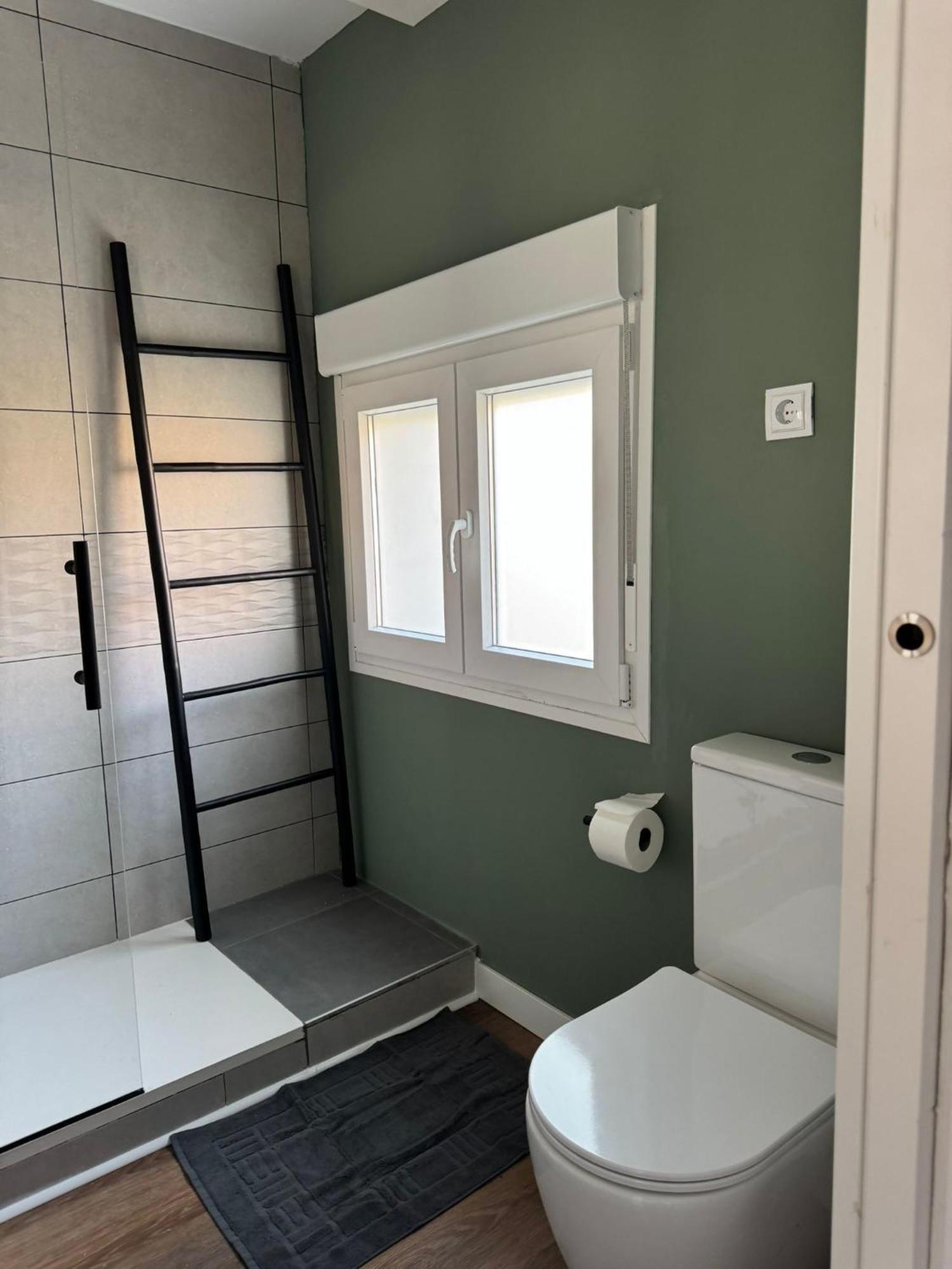 Farm stay Rural El Petirrojo Con Patio Jardin Cerceda (Madrid)